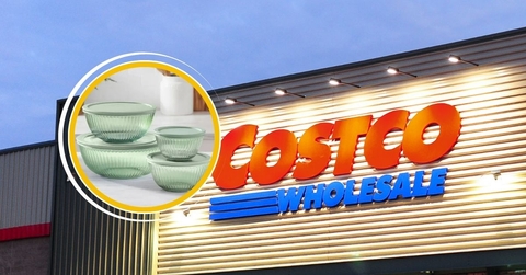 Costco store with mixing bowl set