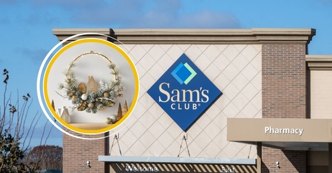 Sam&#x27;s Club store with holiday wreath