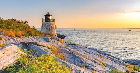 castle hill lighthouse newport rhode island