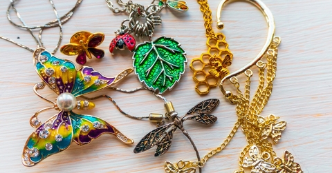 Costume jewlery