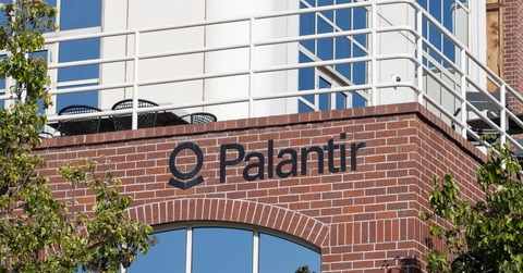 palantir office exterior in palo alto, ca