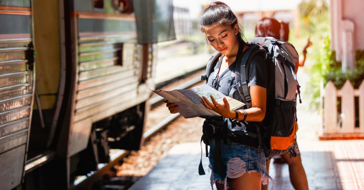 travel backpack terbaik