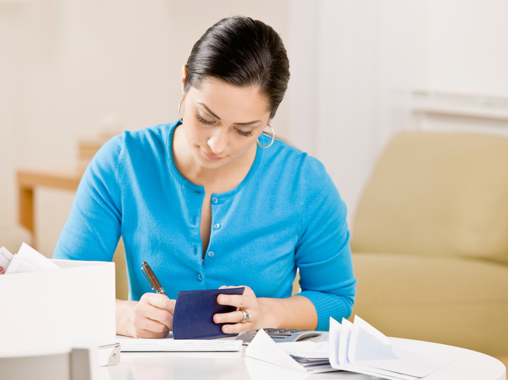 Woman Writecheck Routing Numbers Explained: Where to Find It On a Check & What It Means ...