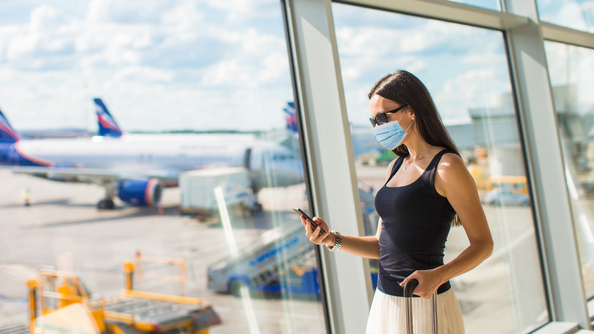 Photo of More Than Half of Americans Have Changed or Canceled Travel Because of the Delta Variant [Survey]