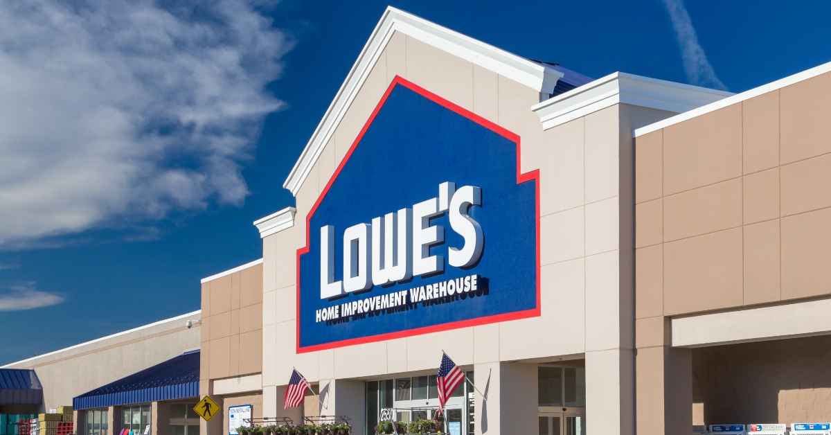 10 Tiny “Homes” You Can Buy at Lowe's (Starting at 1,800?) FinanceBuzz