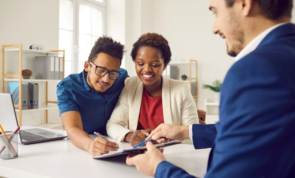 10 Surprising Reasons an HOA Is Never Worth the Fee (And 5 Reasons It