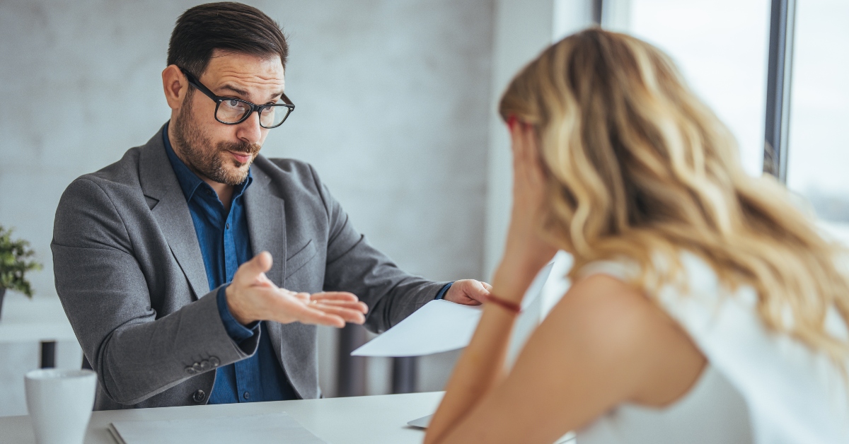 15 Biggest Red Flags Your Boss Doesn't Like You | FinanceBuzz