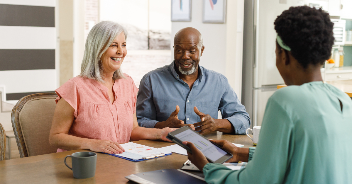 We Asked 7 Financial Advisors How to Invest $10K - Here's What They ...