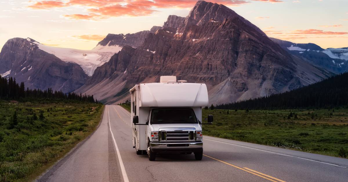 10 Best RVs for Retirees Who Want To Live Life on the Road