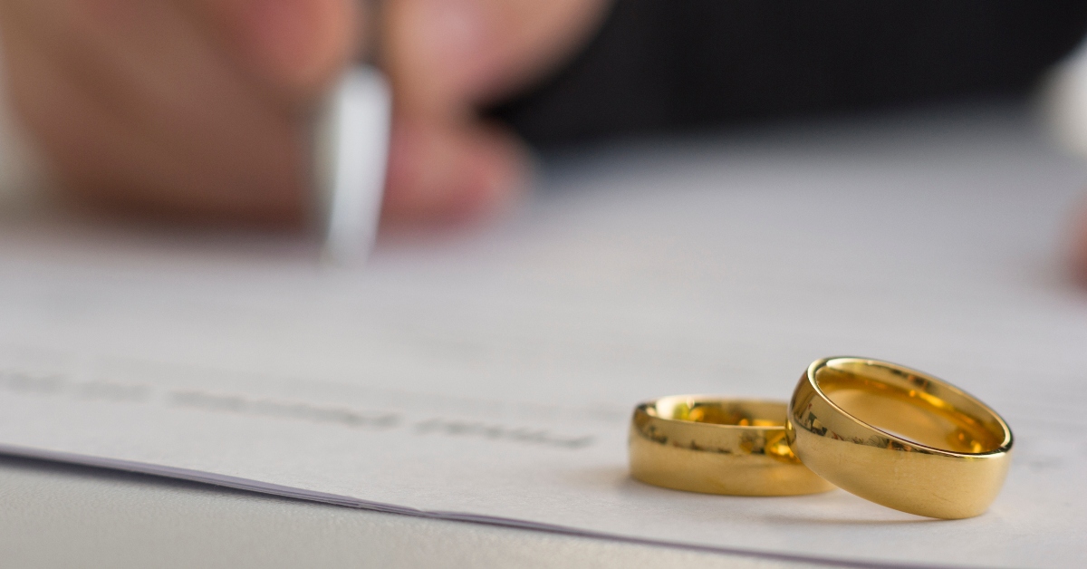 Can You Collect Social Security From a Divorced Spouse? Here's What Most People Miss